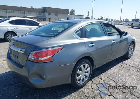 2015 Nissan Altima 2.5 S from USA, damaged, VIN 1N4AL3AP1FN313147
